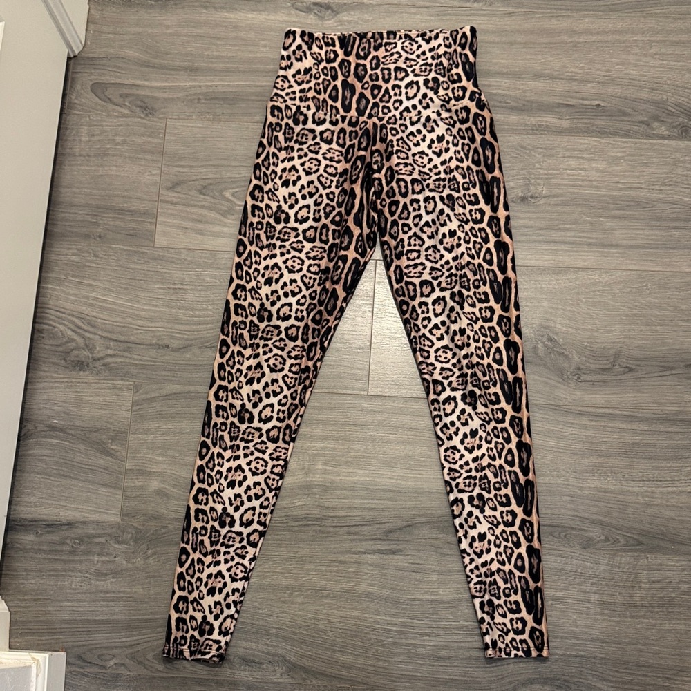 Onzie Leopard Print High-Waist Leggings
